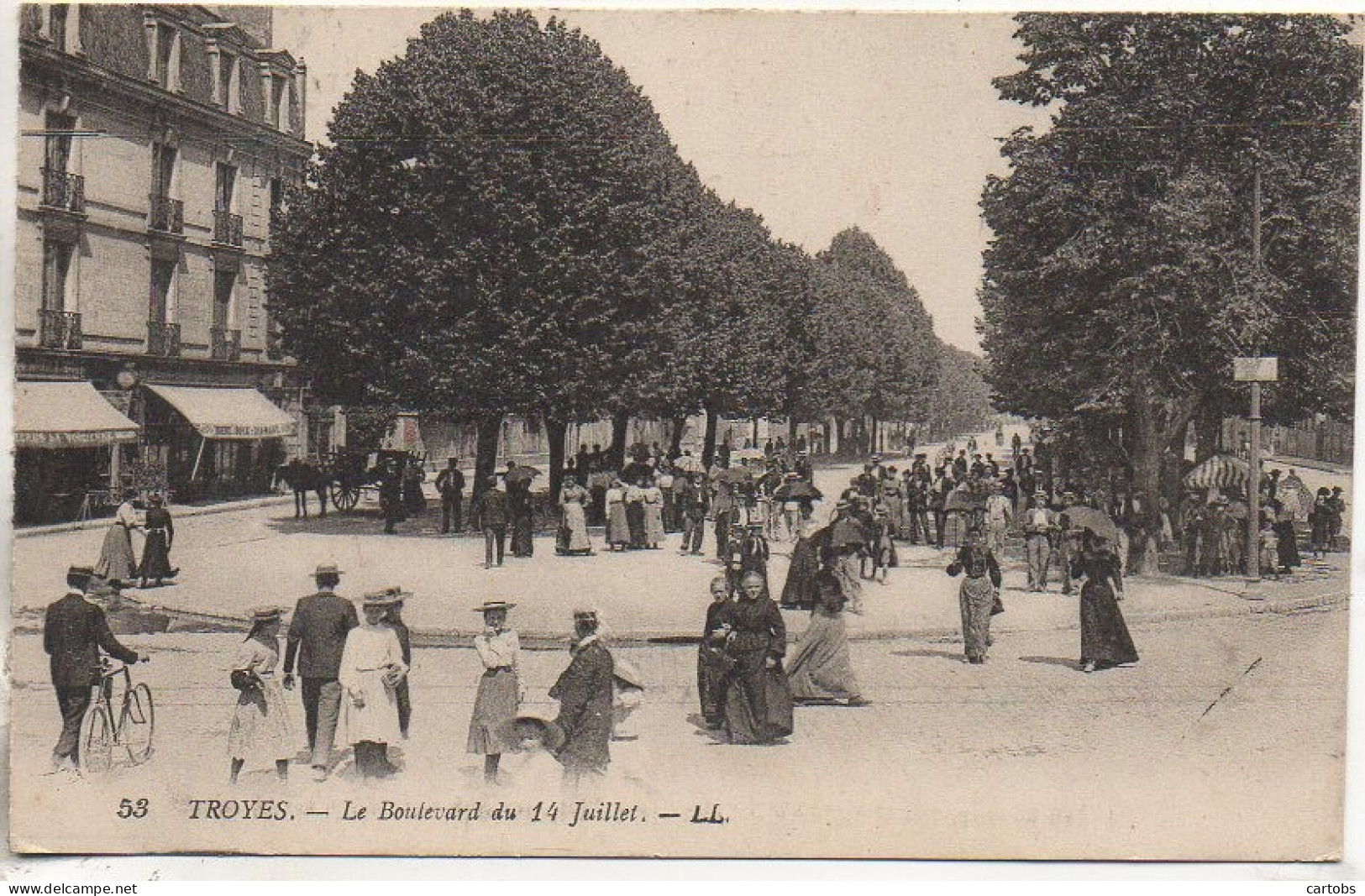 10 TROYES   Le Boulevard Du 14 Juillet - Troyes