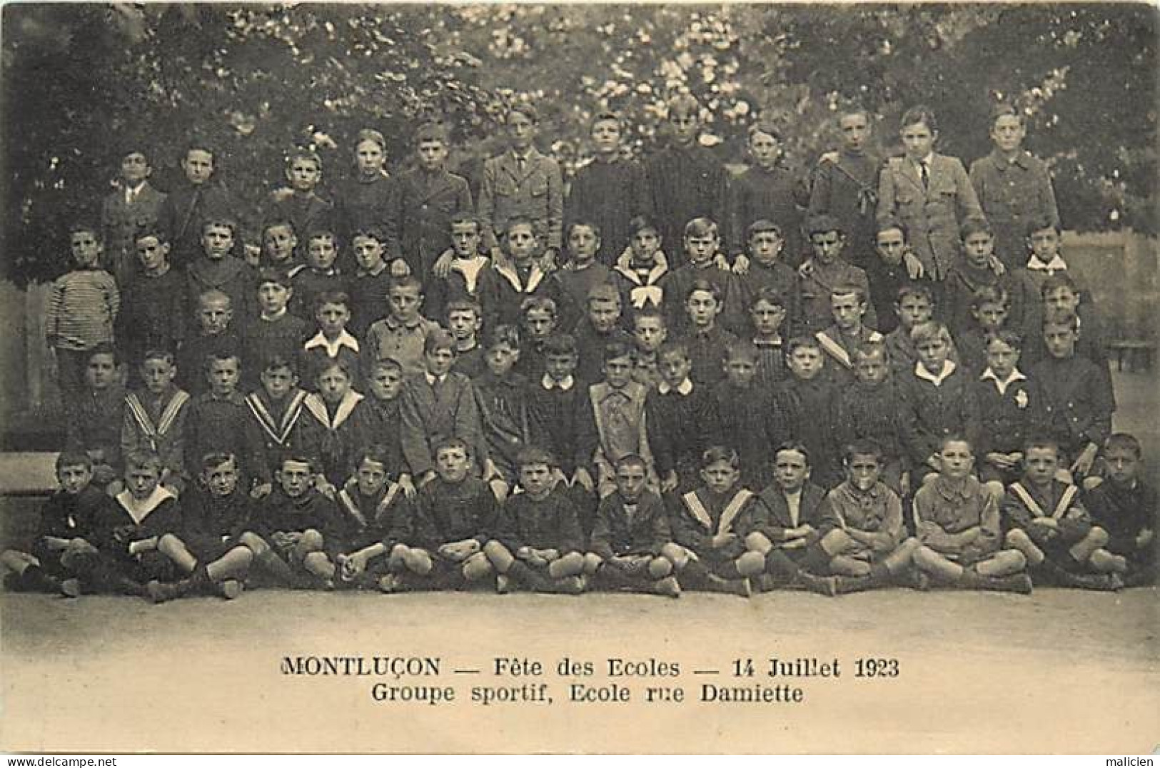 - Dpts Div.-ref-BN263- Allier - Montluçon - Fête Des Ecoles - 14 Juillet 1923 - Groupe Sportif - Ecole Rue Damiette - - Montlucon