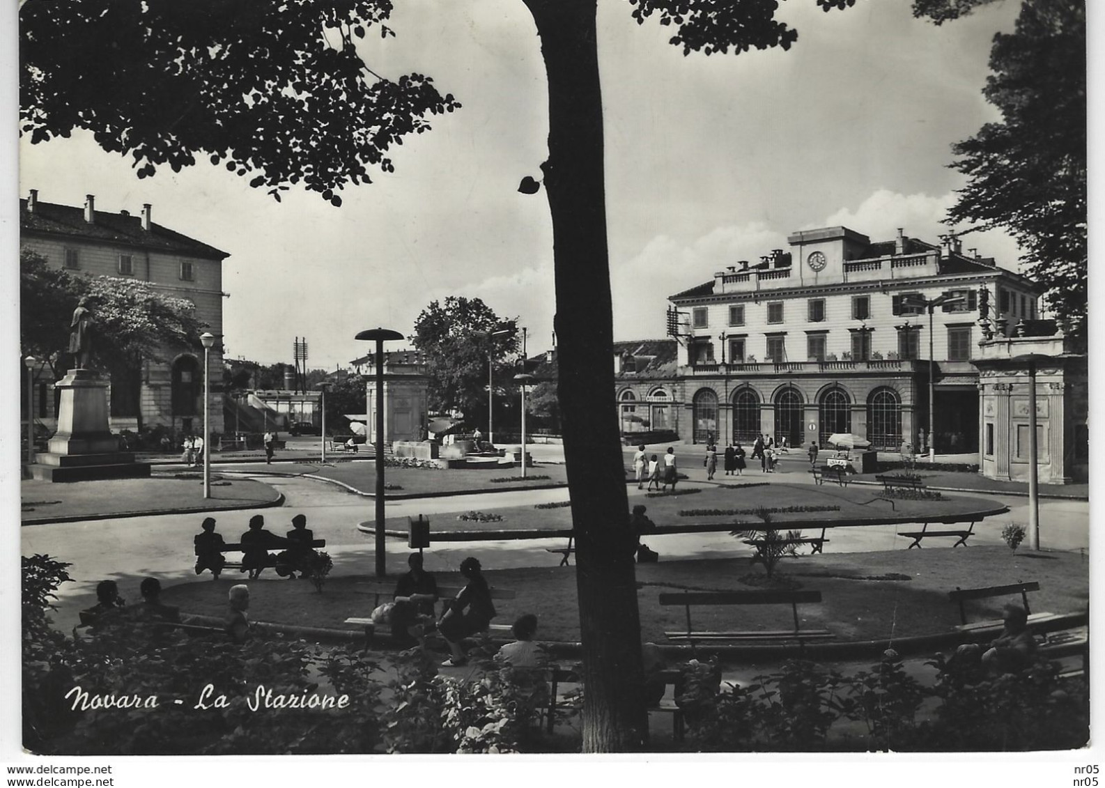 ITALIE - ITALY - ITALIA - NOVARA - La Stazione ( Timbre IT 757 ) - Novara