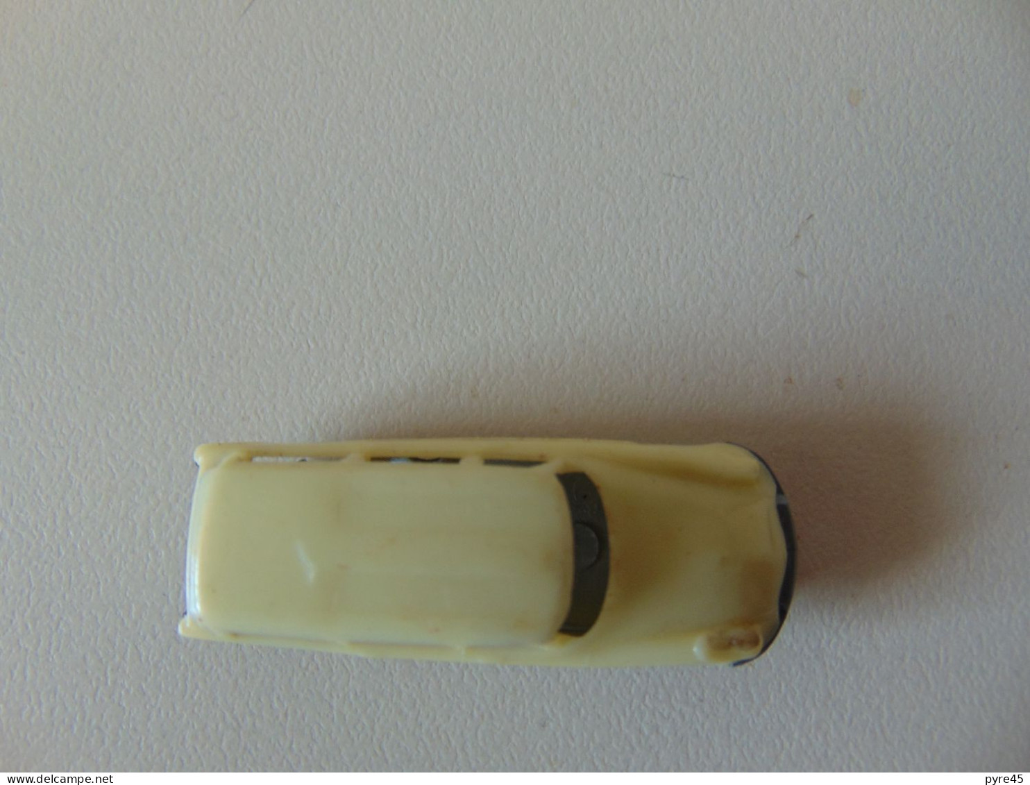 Voiture Miniature " Break ID 19 Citroën " Cadum - Oud Speelgoed