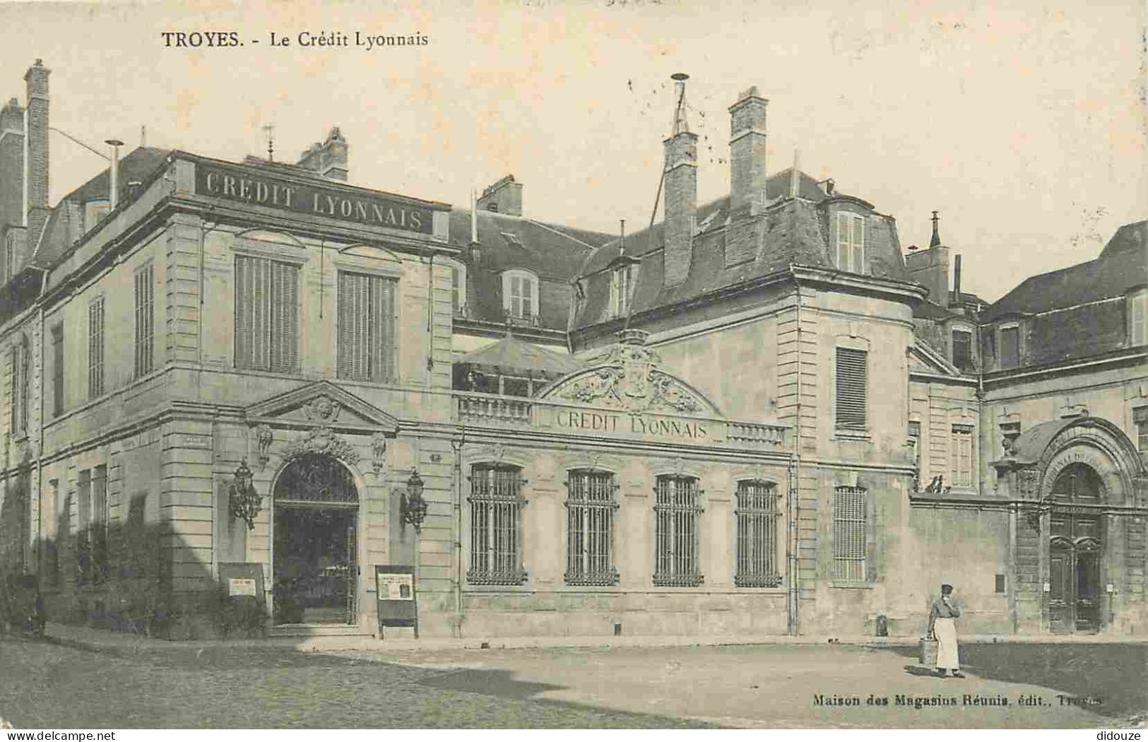 10 - Troyes - Le Crédit Lyonnais - Animée - Correspondance - CPA - Oblitération Ronde De 1908 - Voir Scans Recto-Verso - Troyes