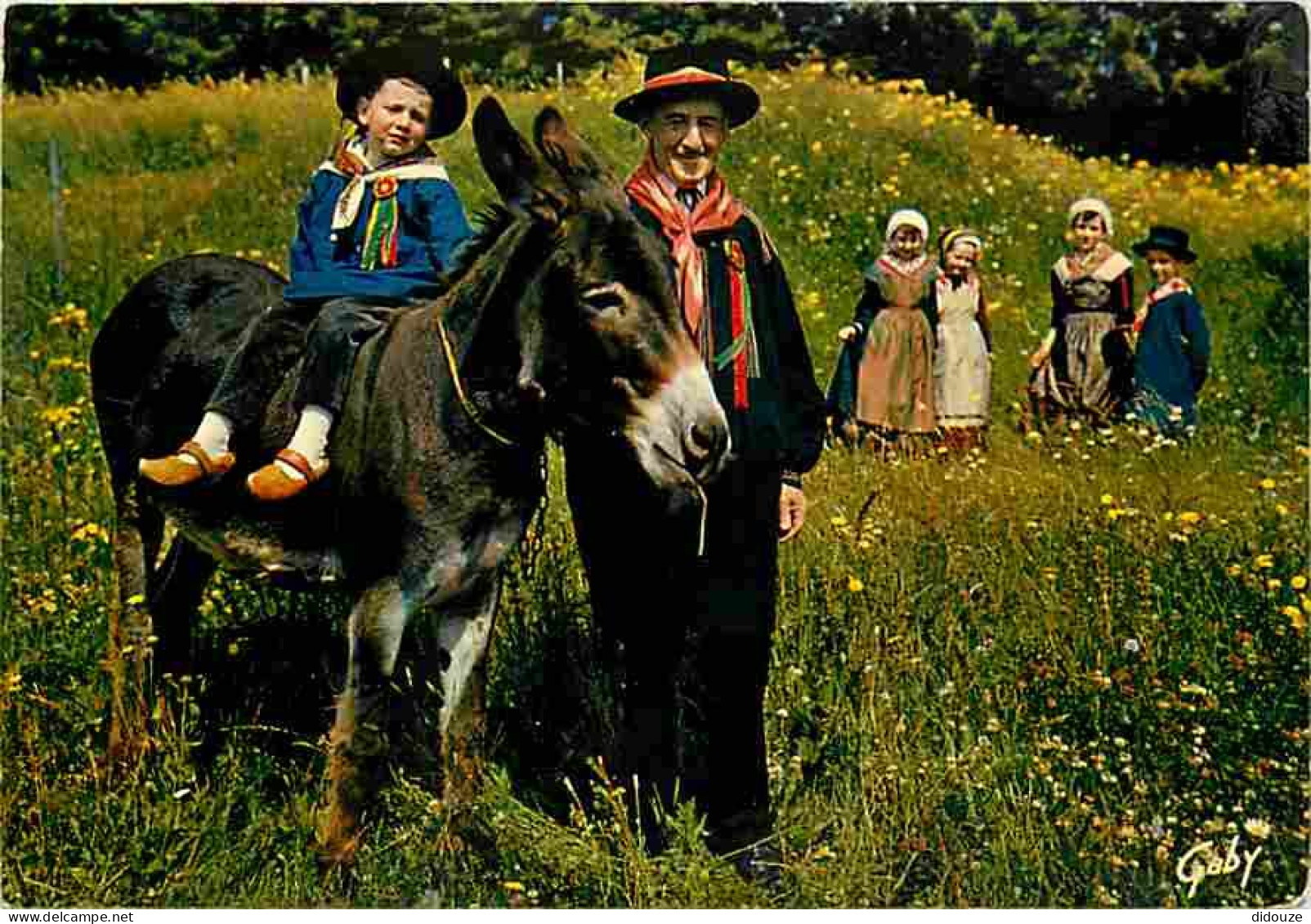 Folklore - Costumes - Auvergne - Cercle Folklorique Les Enfants De L'Auvergne De Clermont Ferrand - Halte Champetre - An - Trachten