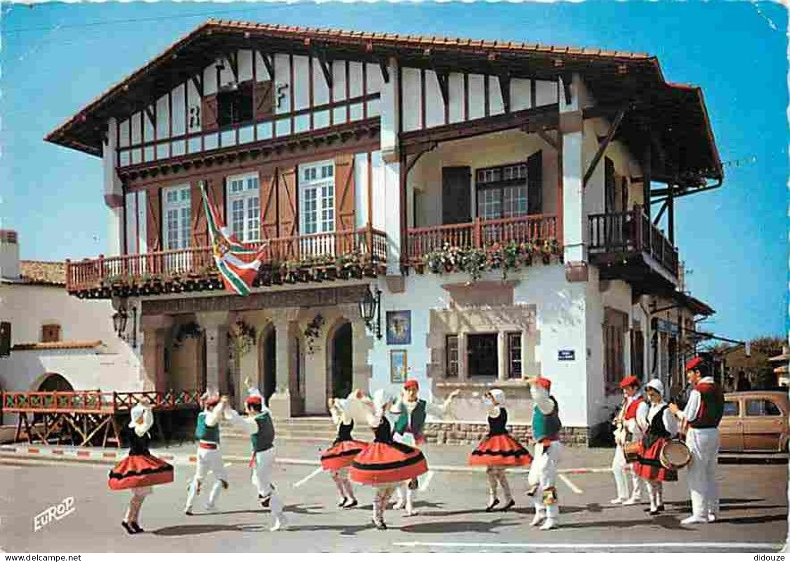 Folklore - Danses - Pays Basques - Les Ballets Basques De Bayonne - Orai-Bat - CPM - Voir Scans Recto-Verso - Danze