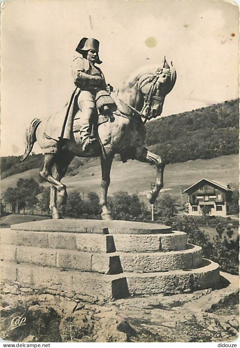 38 - Laffrey - Statue De Napoléon - Carte Dentelée - CPSM Grand Format - Voir Scans Recto-Verso - Laffrey