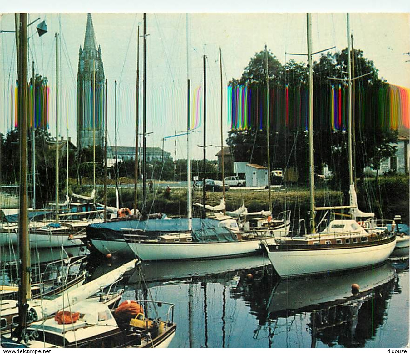 17 - Marennes - Le Port De Plaisance - Bateaux - CPM - Voir Scans Recto-Verso - Marennes