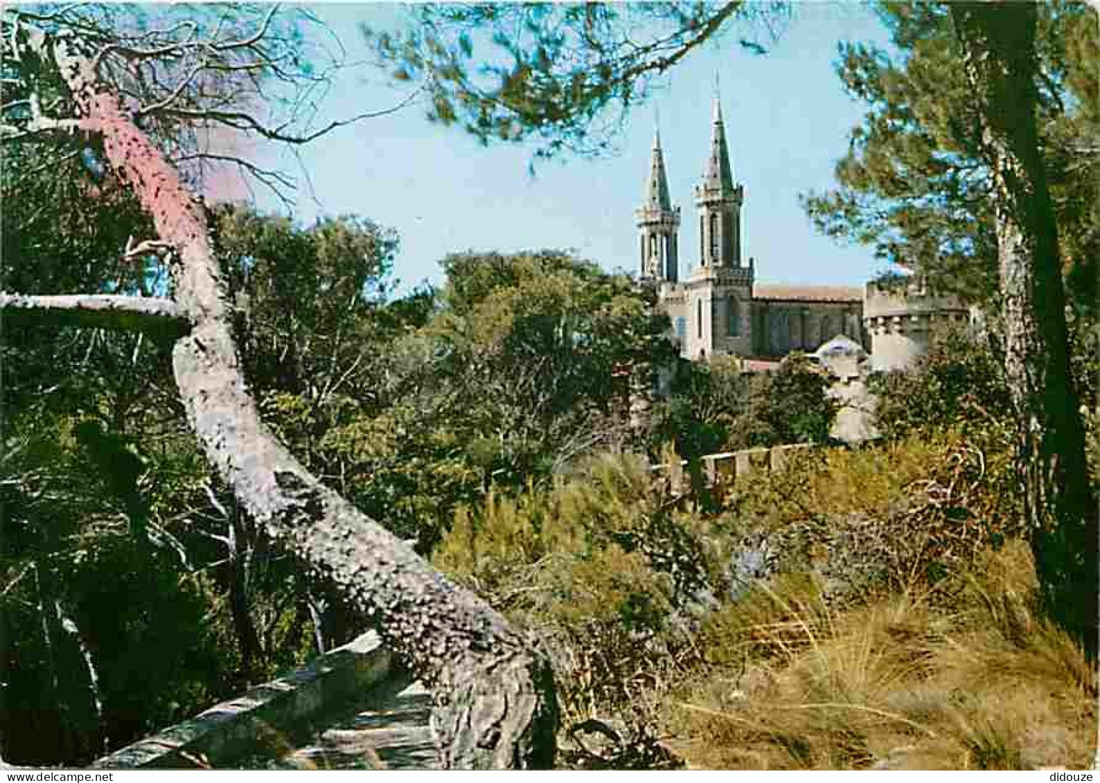 13 - Tarascon - Abbaye De Saint Michel De Frigolet - CPM - Voir Scans Recto-Verso - Tarascon