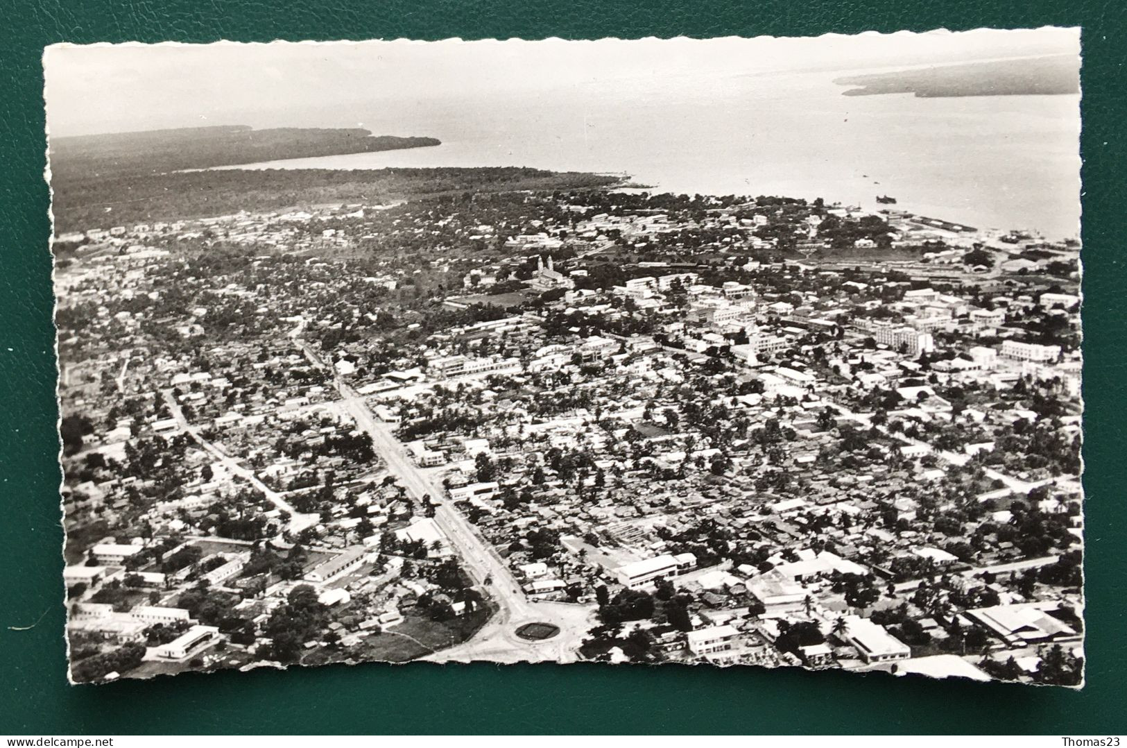 Douala, Vue Générale, Lib "Au Messager", N° 1526 - Camerun