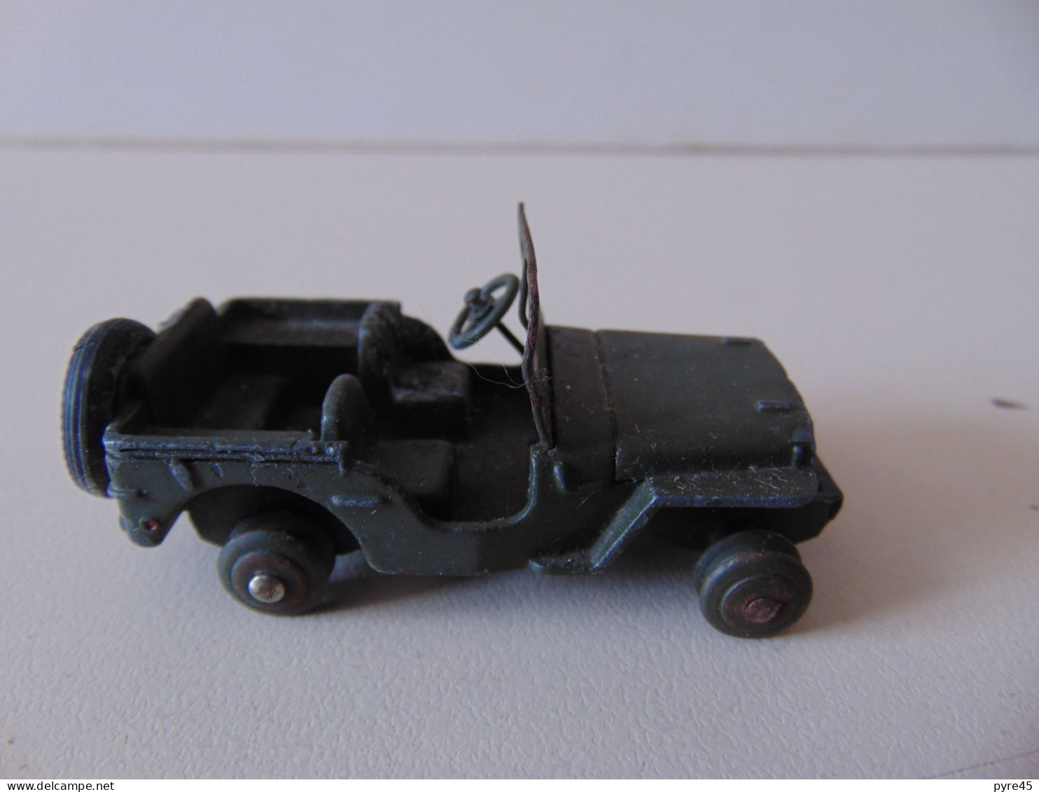 Voiture " Jeep 80 B " Dinky Toys, Mecano - Toy Memorabilia