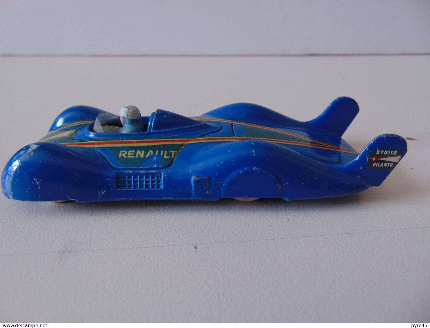 Voiture " Renault, Etoile Filante " CIJ - Jouets Anciens