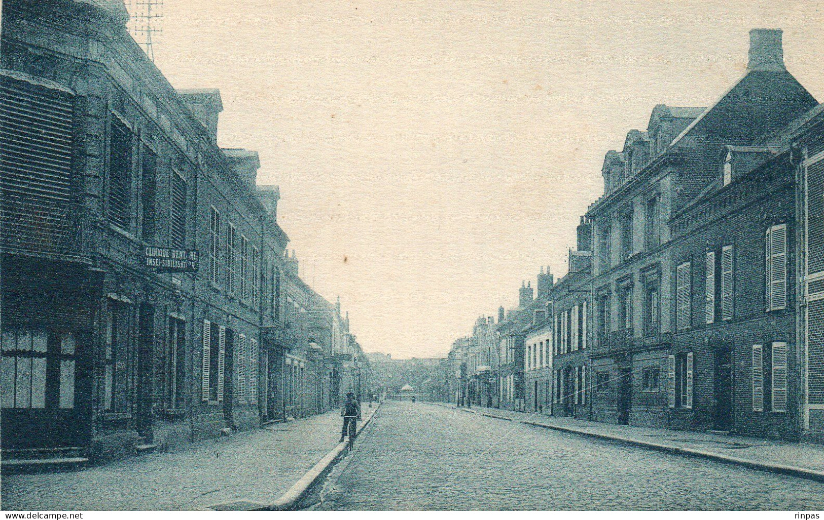 (02) GUISE Rue André Godin Clinique Dentaire Dentiste N°14 ( Aisne) (bc) - Guise