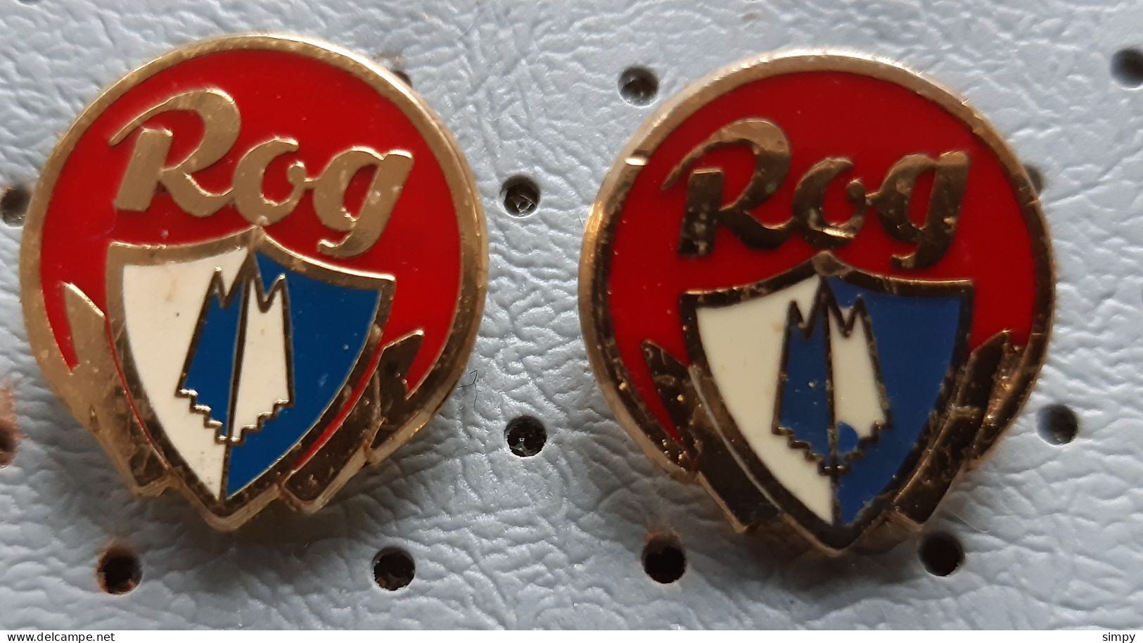 ROG Ljubljana  Bicycle Bike Factory Slovenia Ex Yugoslavia 2 Different Pins - Merken