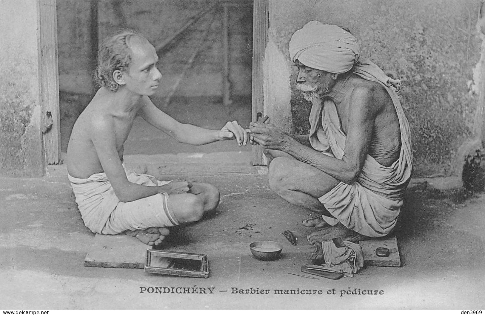 Inde - PONDICHERY - Barbier Manicure Et Pédicure - Précurseur - India