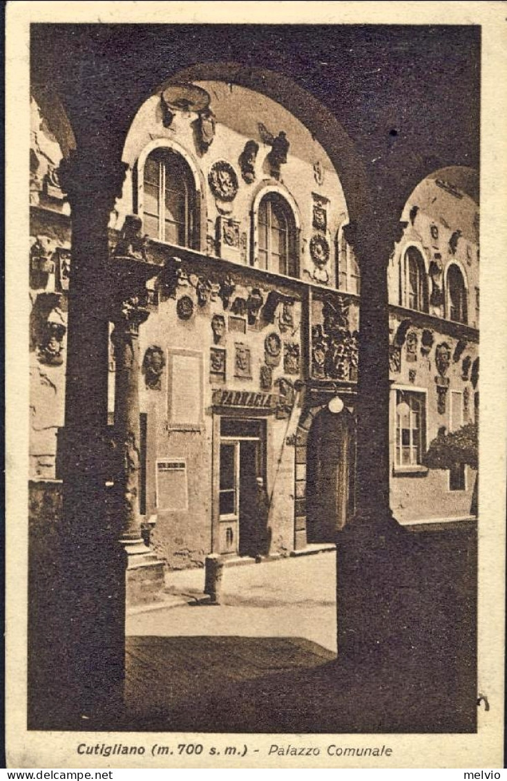 1932-cartolina Cutigliano Palazzo Comunale Affrancata 30c.Dante Alighieri Cat.Sa - Pistoia