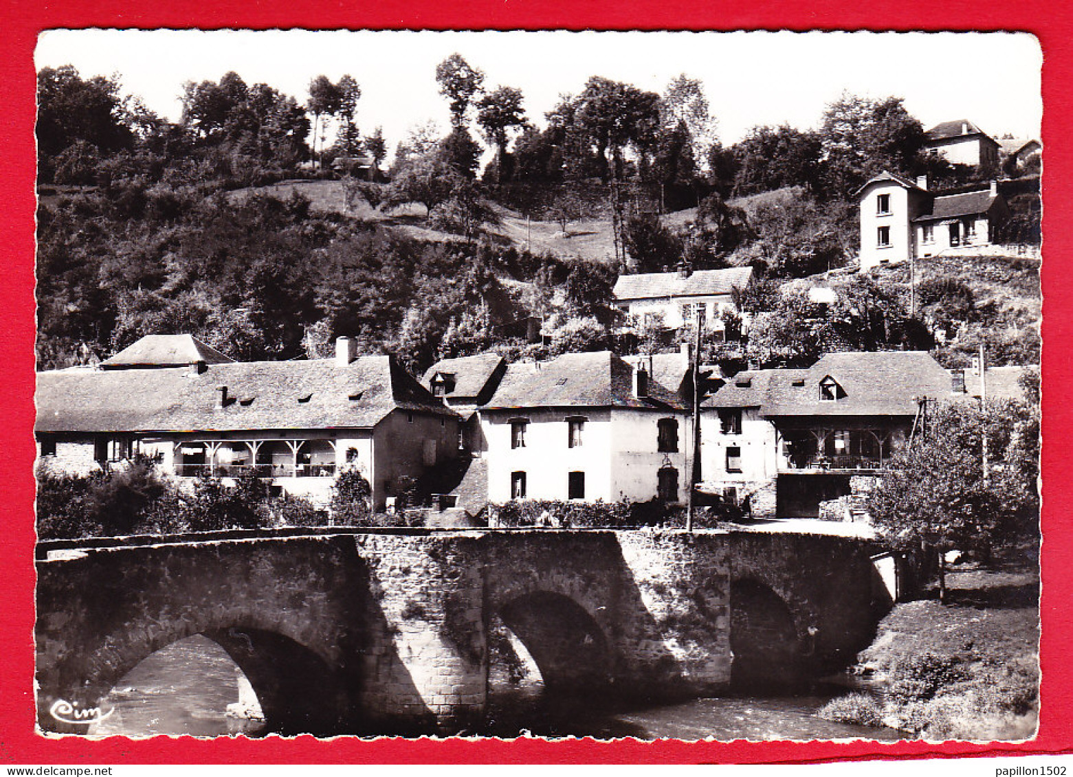 F-19-Vigeois-01P111  Le Vieux Pont, Type Photo, BE - Autres & Non Classés