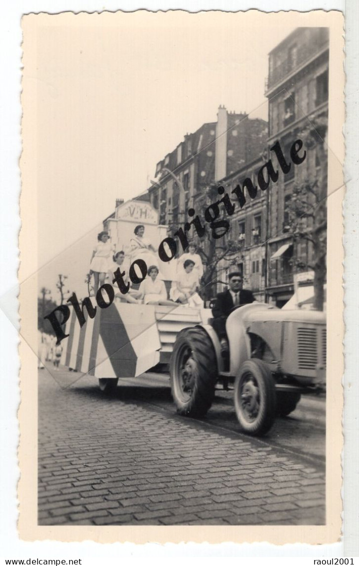 Photo Originale - SAINT OUEN Sur SEINE - 93 - Plaine Saint Denis Foire Du LANDY ( Lendit ) Défilé Char Attelage Tracteur - Saint Ouen