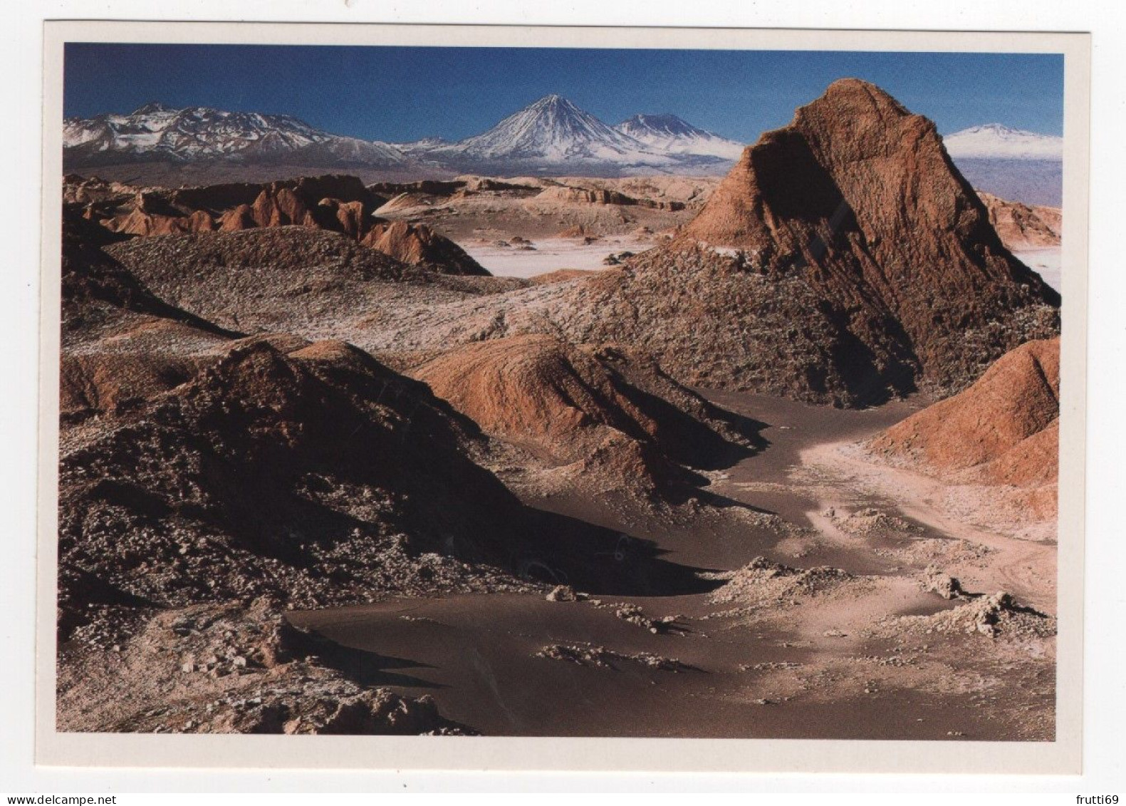 AK 214637 CHILE - Cordillera De La Sal Bei San Pedro De Atacama Und Der Vulkan Llcancabur - Cile
