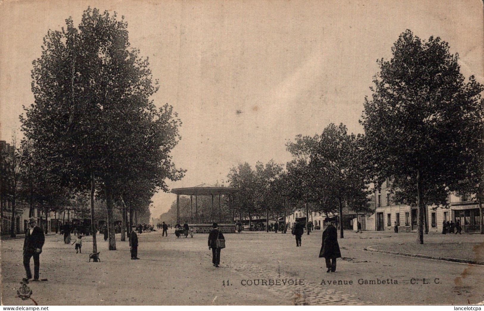 92 - COURBEVOIE / AVENUE GAMBETTA - Courbevoie