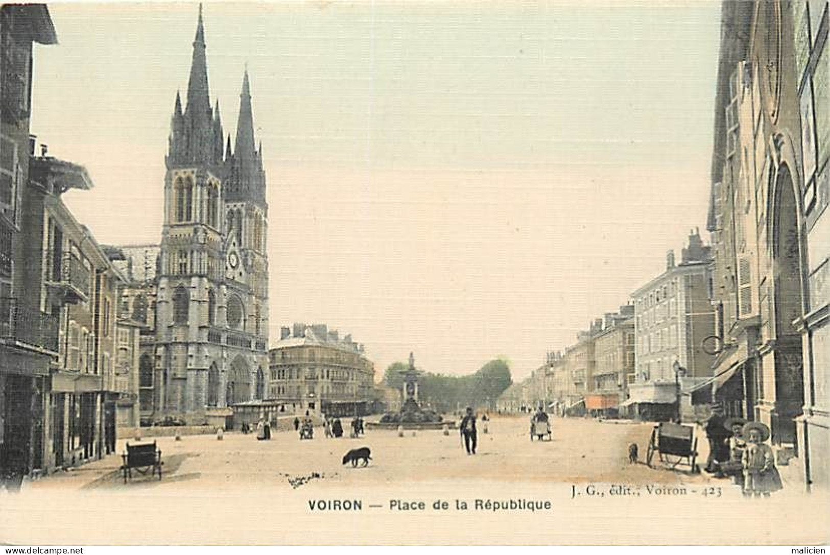 - Dpts Div.-ref-BN212- Isère - Voiron - Place De La République - Carte Toilée Colorisée - - Voiron