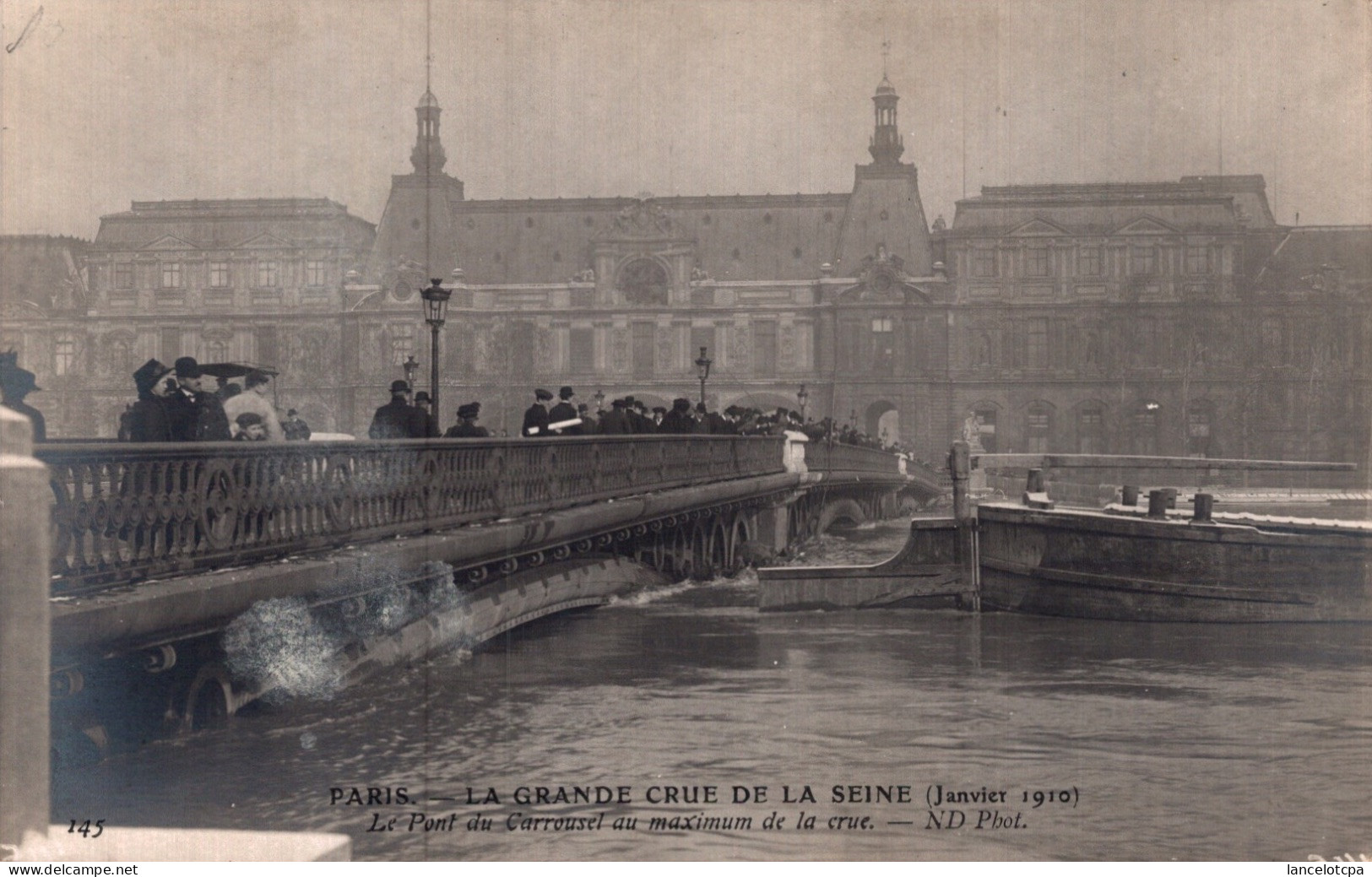 75 - PARIS - LA GRANDE CRUE DE LA SEINE 1910 / LE PONT DU CARROUSEL AU MAXIMUM DE LA CRUE - Inondations De 1910