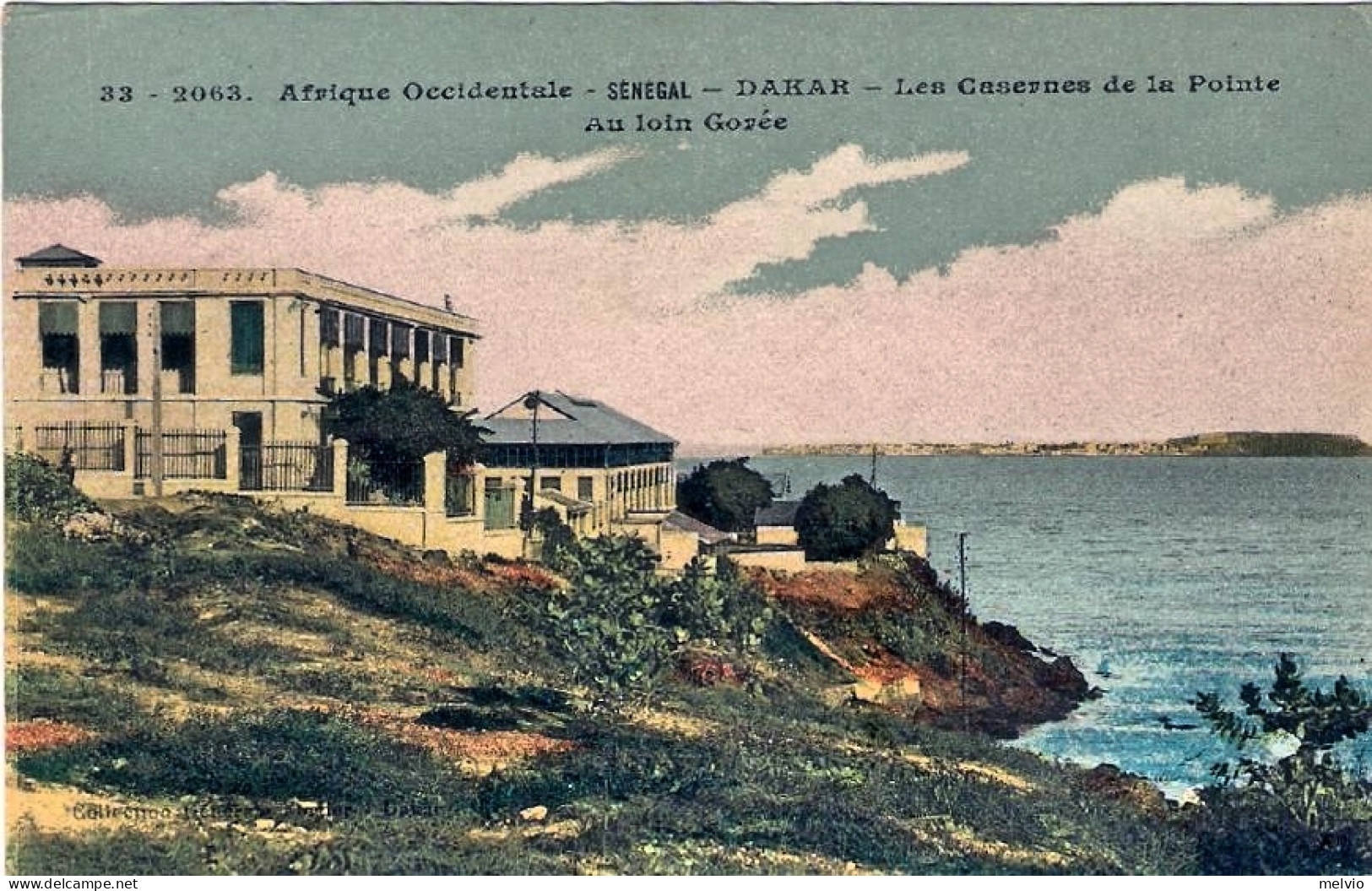 1920circa-Senegal Cartolina "Dakar Les Casernes De La Pointe Au Loin Goree" - Senegal