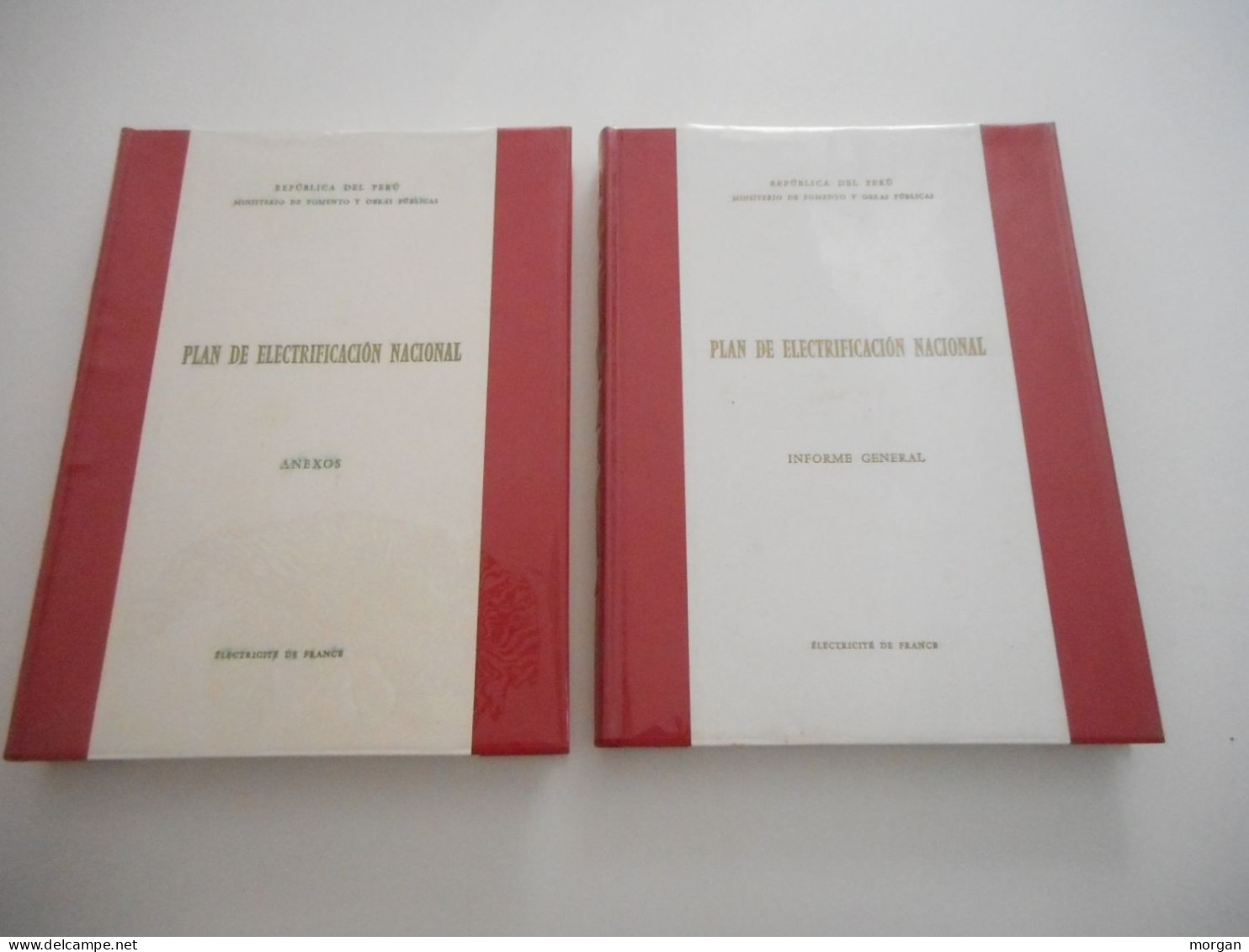 EDF, PEROU, 1957 RARE PLAN D'ELECTRIFICATION NATIONALE DU PEROU DE 1957 COFFRET DE 2 FORTS VOLUMES LUXE - Sciences