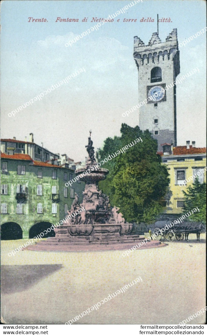 Cm427 Cartolina Trento Citta' Fontana Di Nettuno E Torre Della Citta' - Trento