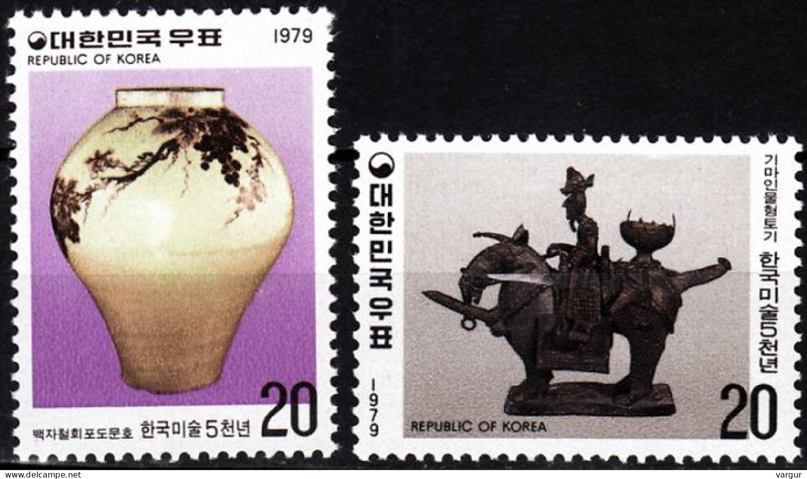 KOREA SOUTH 1979 Korean Art - 5000. 3rd Issue. Porcelain Sculpture, MNH - Porcellana