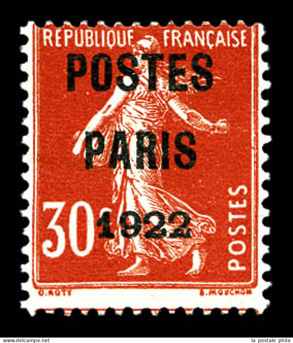 ** N°32, 30c Rouge Surchargé 'POSTE PARIS 1922'. SUPERBE (signé Calves/certificat)  Qualité: **  Cote: 1350 Euros - 1893-1947