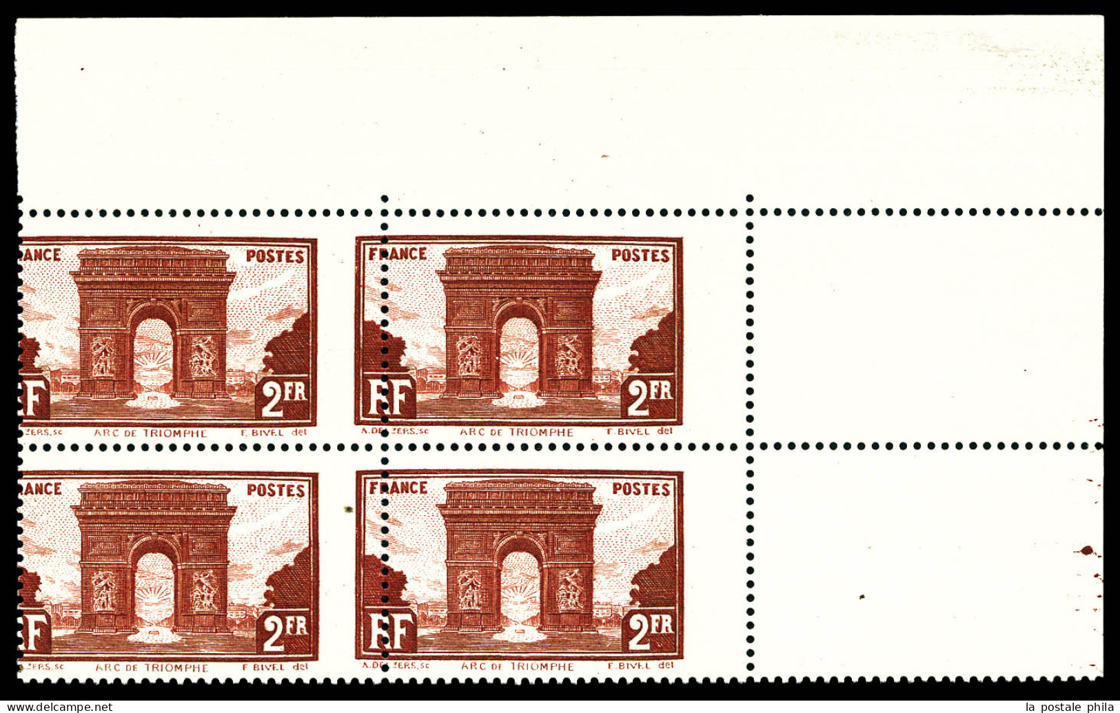 ** N°258, 2f Arc De Triomphe, Piquage à Cheval Sur Bloc De Quatre Cdf. SUP. R. (certificat)  Qualité: ** - Unused Stamps