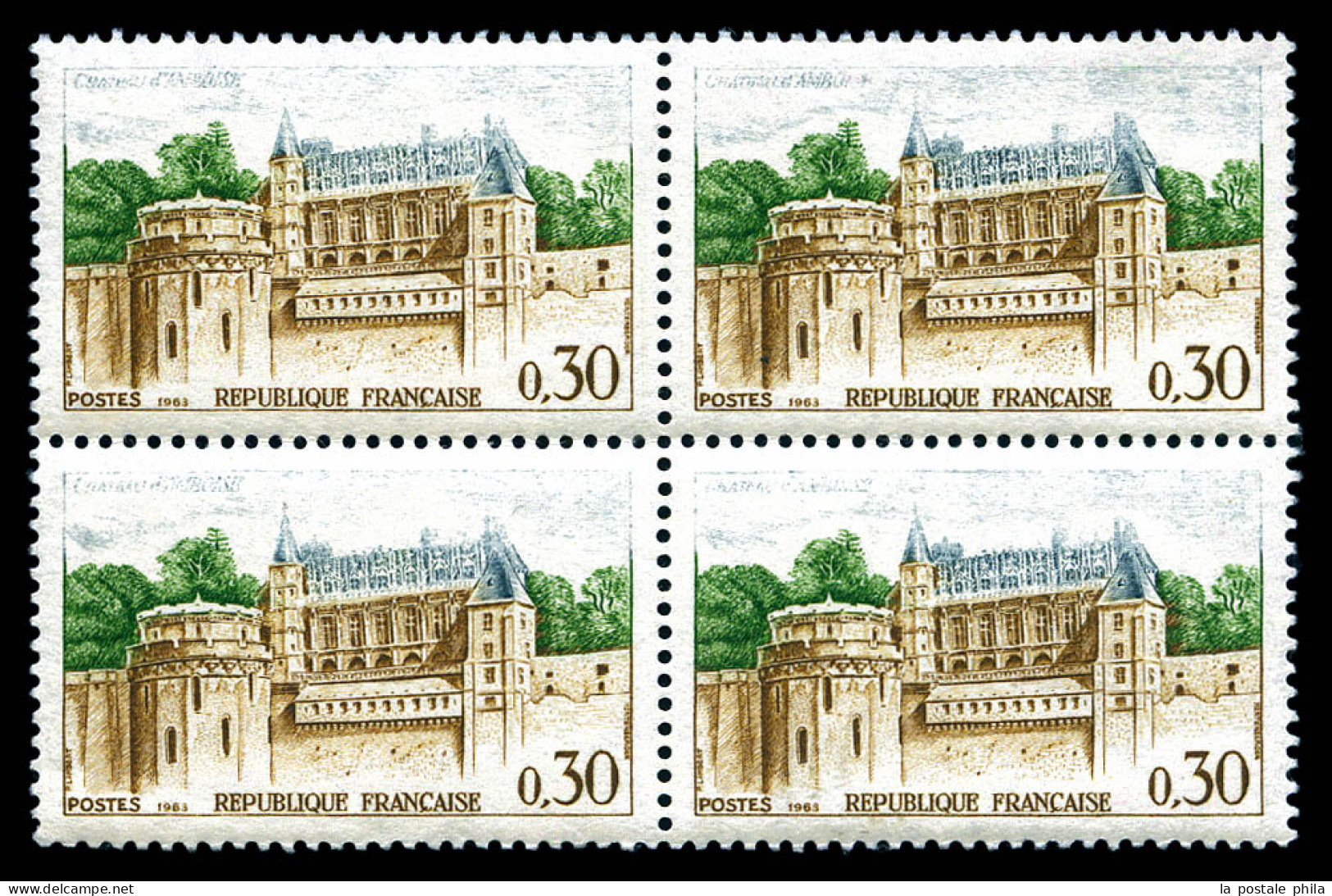 ** N°1390, Amboise: Ciel Blanc (absent) En Bloc De Quatre, SUP  Qualité: **  Cote: 1100 Euros - Unused Stamps