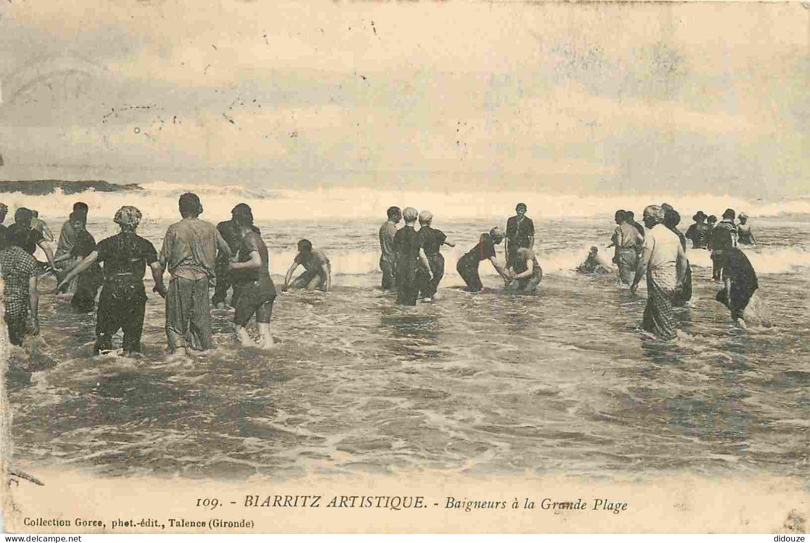 64 - Biarritz - Baigneurs à La Grande Plage - Animée - Scènes De Plage - CPA - Oblitération Ronde De 1910 - Voir Scans R - Biarritz