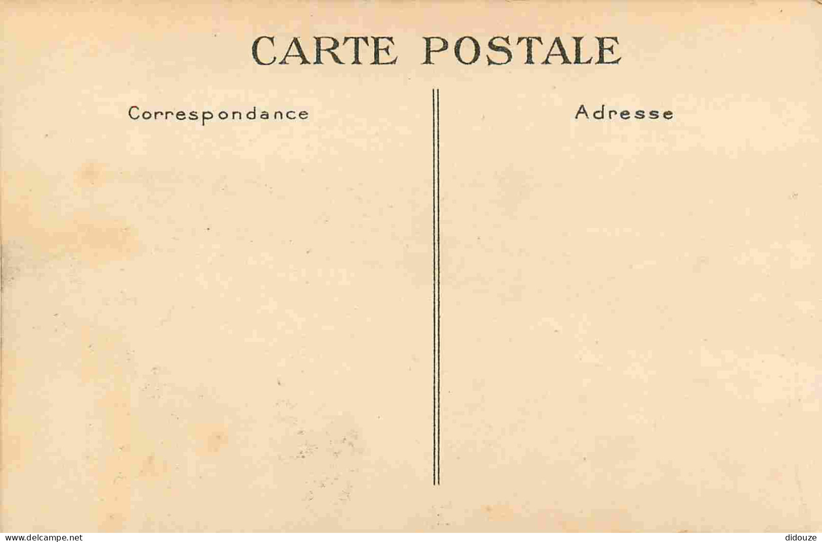 14 - Deauville - La Plage Fleurie - Le Casino Et Le Normandy Et La Promenade De La Mer - Animée - Automobiles - Colorisé - Deauville