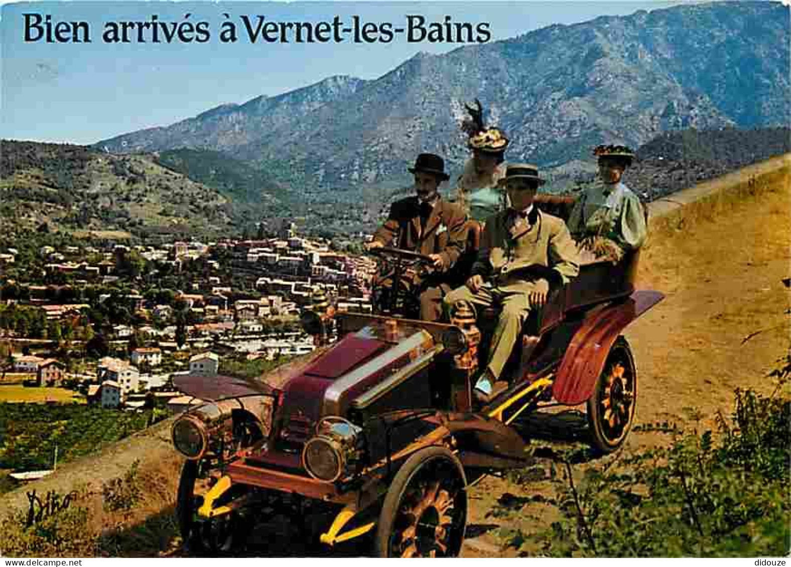Automobiles - Bien Arrivés à Vernet Les Bains - Vue Générale - CPM - Voir Scans Recto-Verso - Turismo