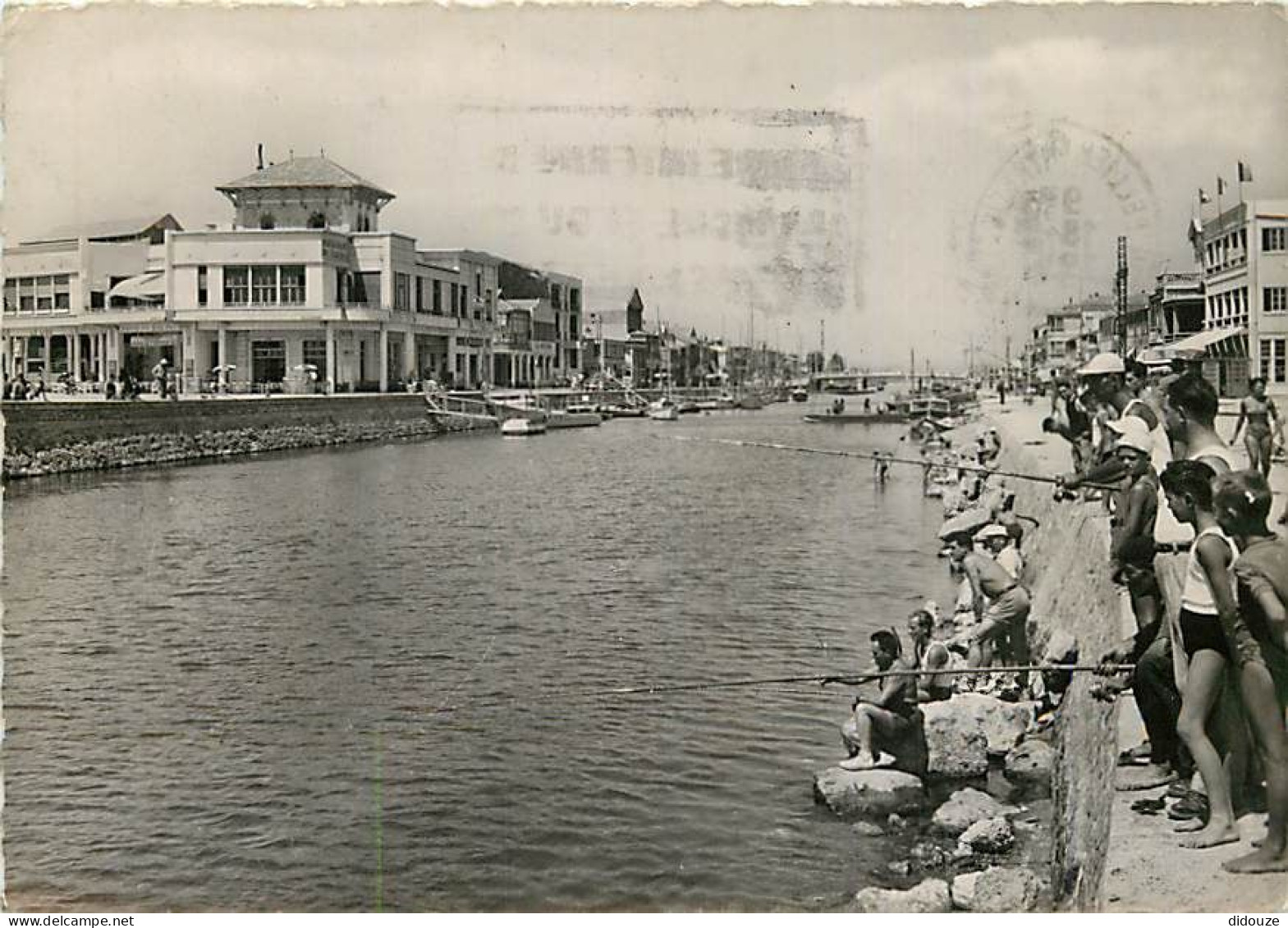 34 - Palavas Les Flots - L'embouchure Du Lez Avec Sur La Rive Droite Le Casino - Animée - Mention Photographie Véritable - Palavas Les Flots