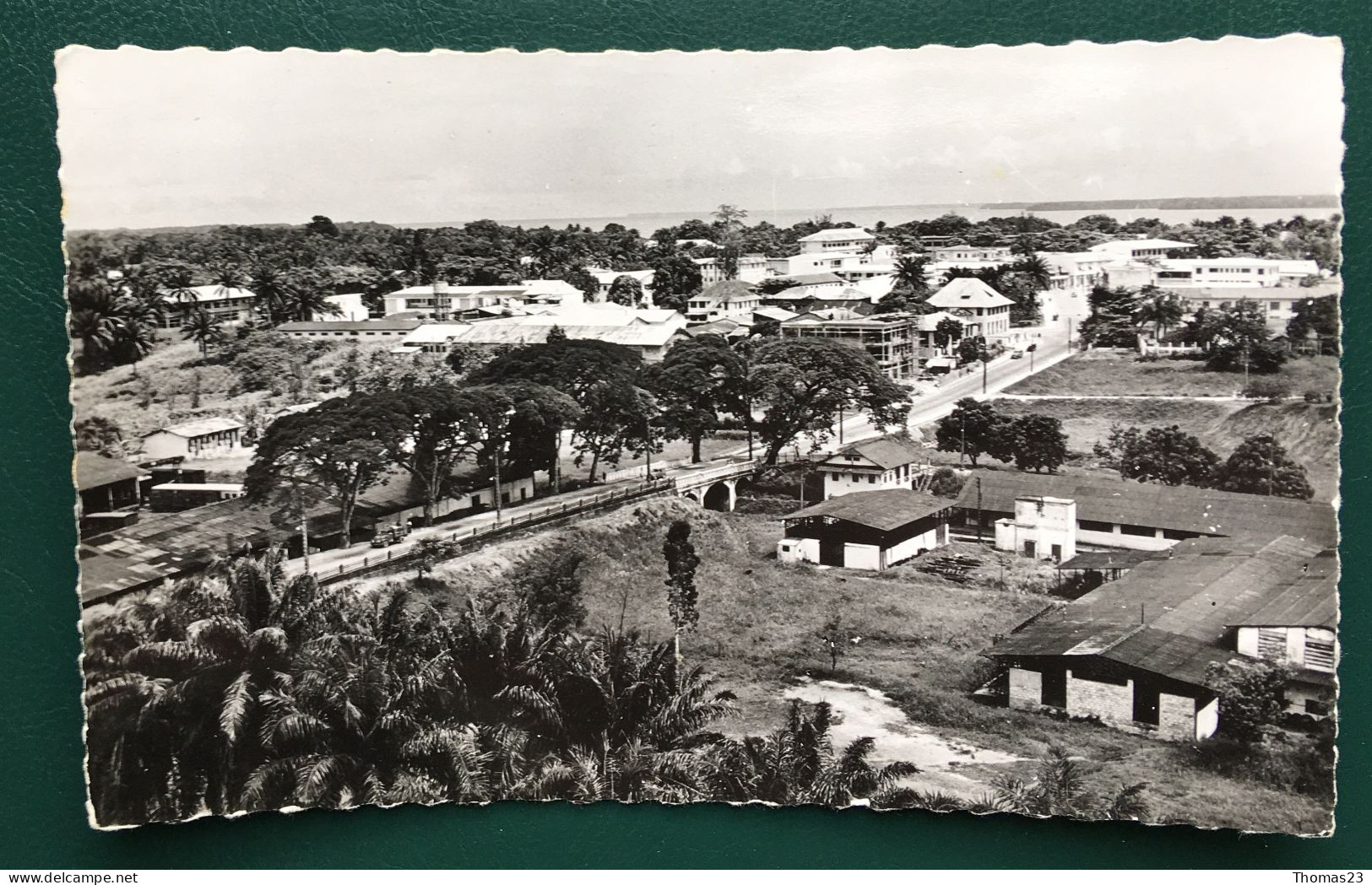 Douala, Vue Aérienne, Carrefour Heymann, Lib "Au Messager", N° 1559 - Camerún