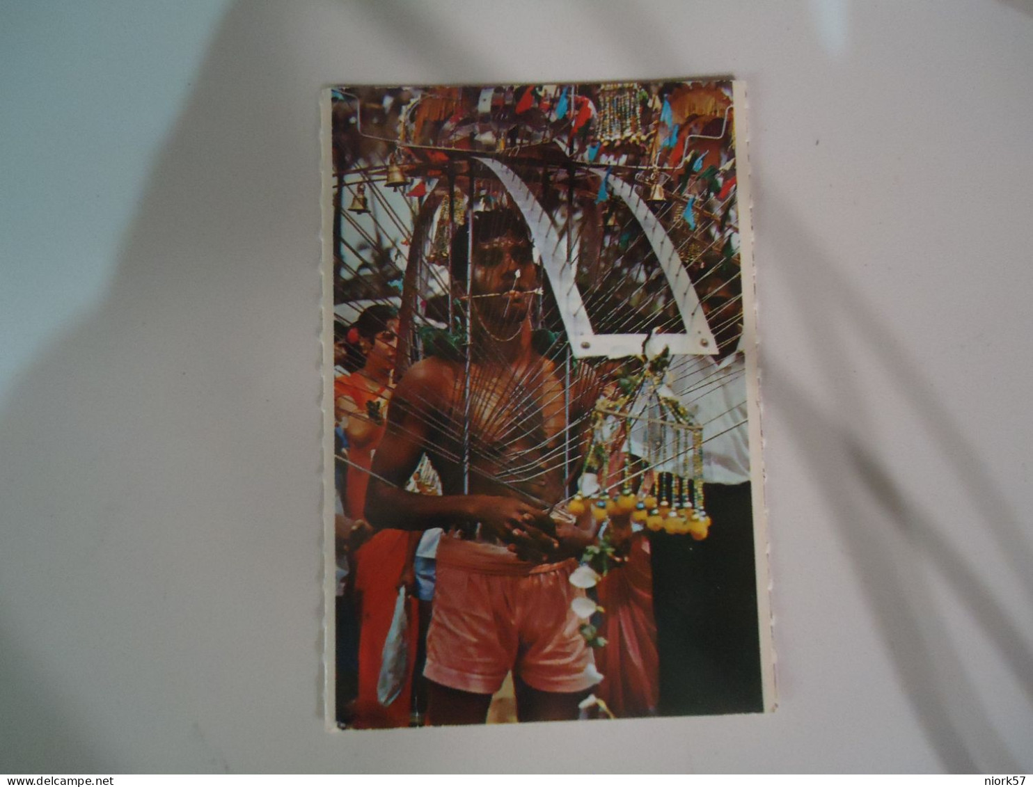 SINGAPORE POSTCARDS   SMALL KEVADA CARRYING HINDU DEVETES     FOR MORE PURCHASES 10% DISCOUNT - Singapore