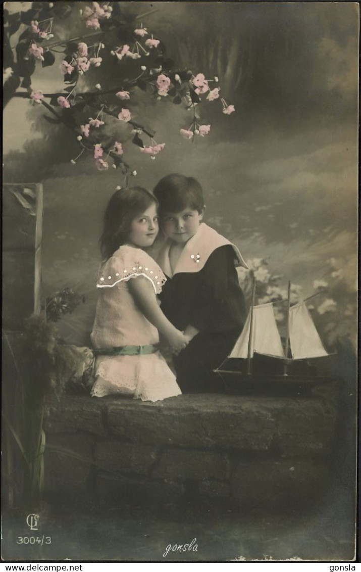 JEUNES FILLE/GARCON 1908 "Pose Tendresse En Scène" - Scenes & Landscapes