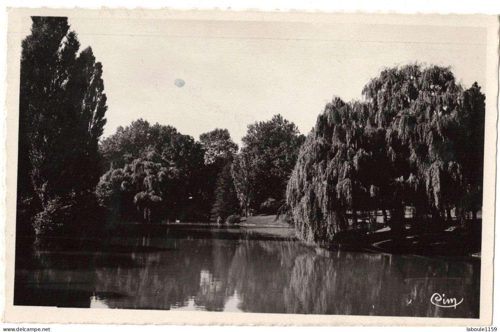 NORD DOUAI : LE JARDIN PUBLIC LE LAC - EDITION CIM COMBIER - Douai