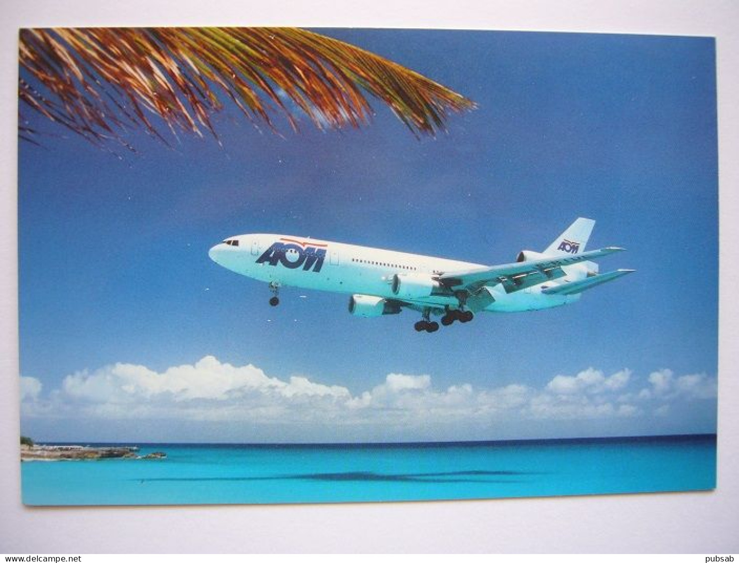 Avion / Airplane / AOM AIRLINES / Douglas DC-10-30 / Seen At St Maarten's Princess Juliana Airport - 1946-....: Era Moderna