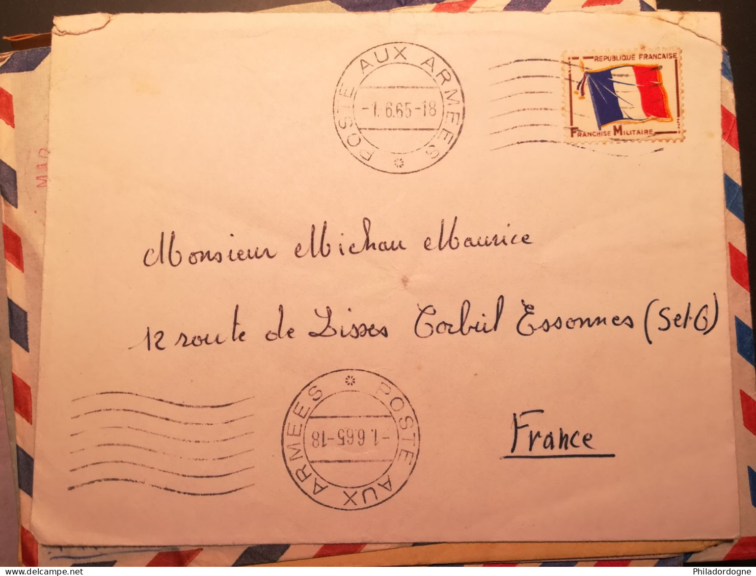 France - Lot de 75 documents en FM périodes diverses à trier - poids 286 grammes