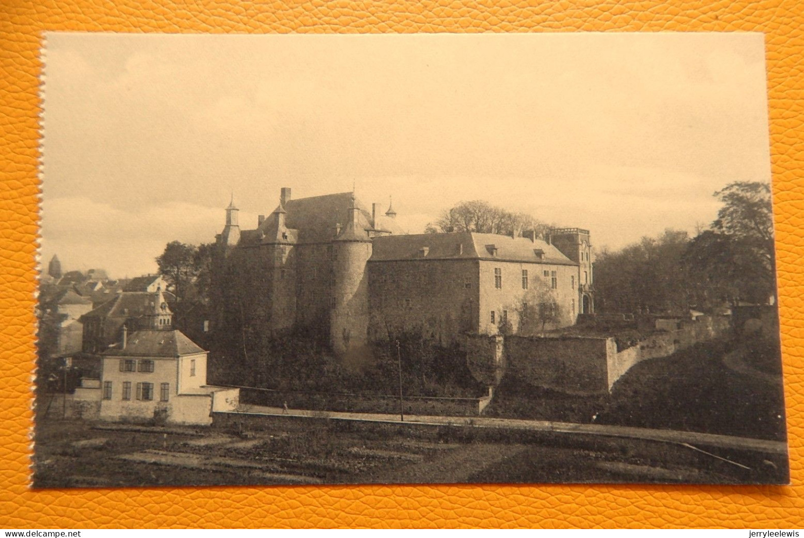 ECAUSSINES - LALAING - Le Vieux Château-fort - Vue Générale Du Sud-Ouest - Ecaussinnes