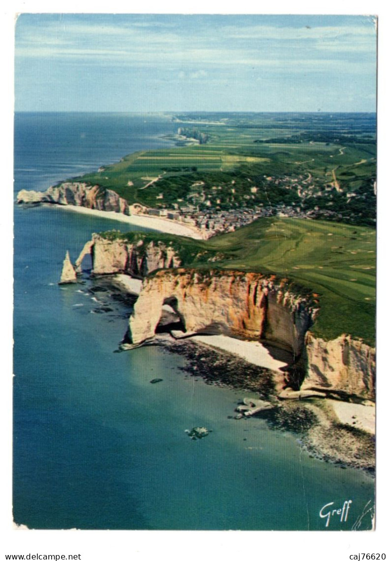 étretat , Les Falaises Sont Les Plus Beaux Et Plus Fiers Monuments - Etretat