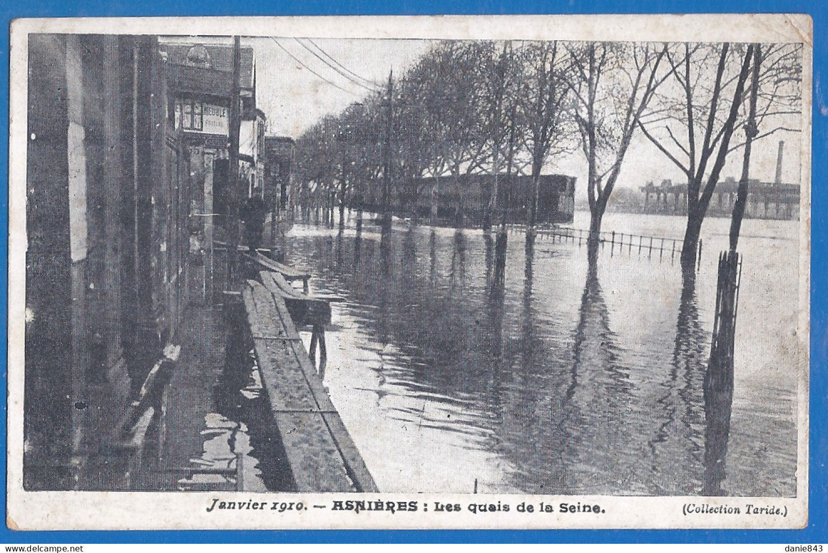 CPA  - HAUTS DE SEINE - ASNIERES - JANVIER 1910 - LES QUAIS DE SEINE INONDÉS - Petite Animation - Asnieres Sur Seine