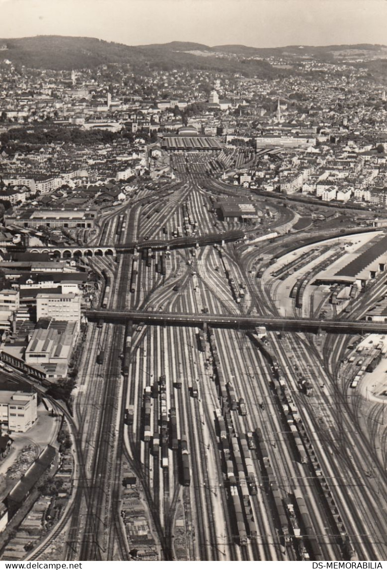 Zurich - Hauptbahnhof - Zürich