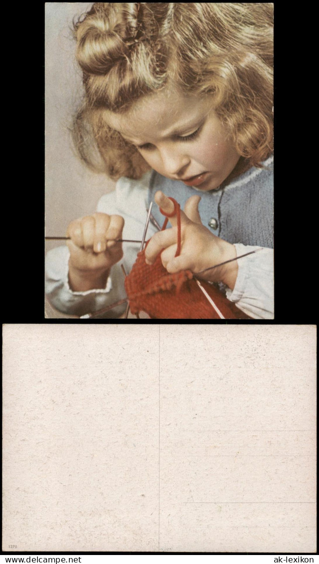 Ansichtskarte  Soziales Leben - Kinder, Mädchen Beim Stricken/Häkeln 1950 - Portraits