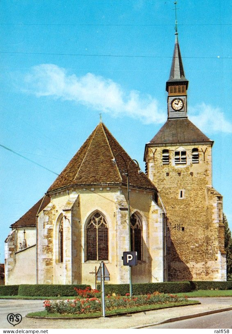 1 AK Frankreich * Kirche Saint-Léger In  Flogny La Chapelle - Département Yonne * - Flogny La Chapelle