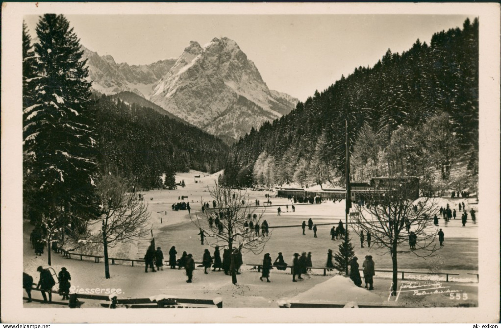 Garmisch-Partenkirchen Rissersee Zugefroren Im Winter, Personen Tummeln  1937 - Garmisch-Partenkirchen