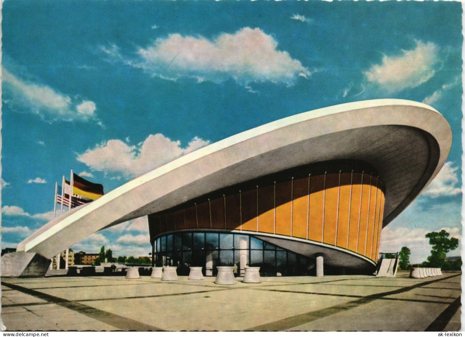 Tiergarten-Berlin Kongreßhalle Gebäude-Ansicht "Schwangere Auster" 1970 - Tiergarten