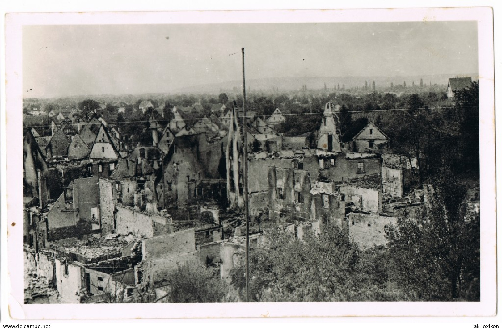 Ansichtskarte  Zerstörte Stadt - Ruinen Privatfotokarte 1940 - War 1914-18