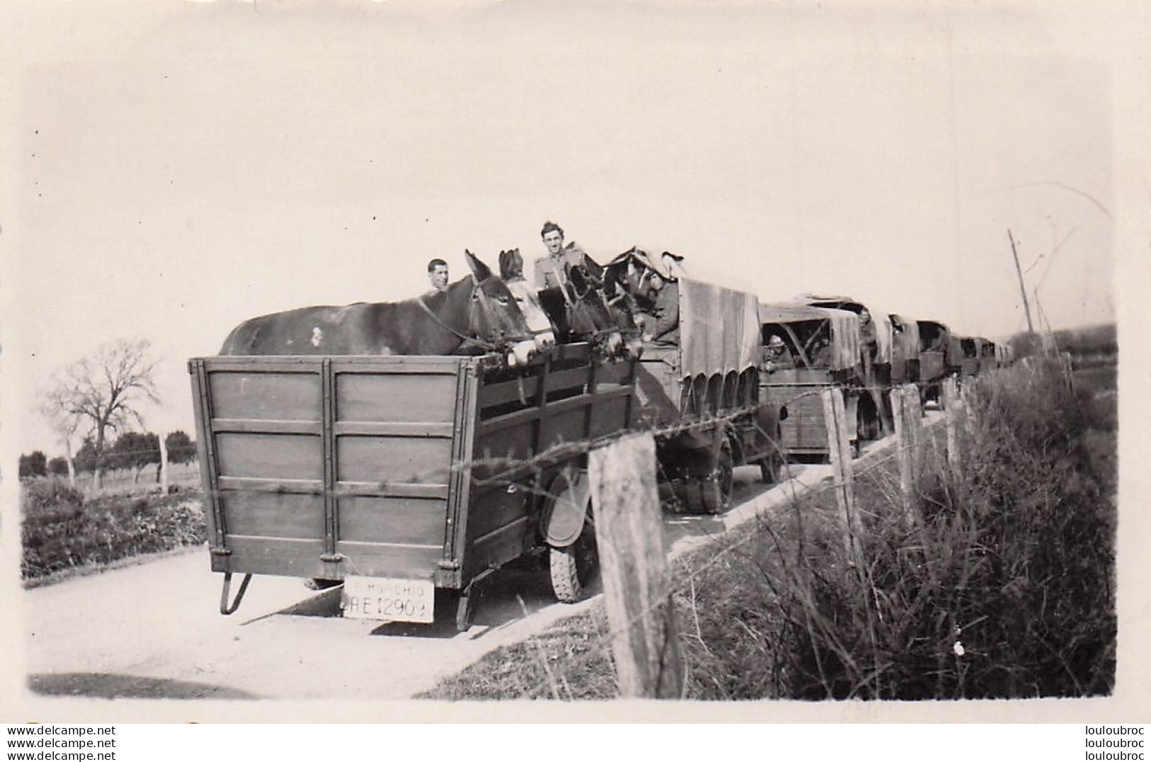 NEPI 02/1932 CAMION ET REMORQUE ET SOLDATS  ARMEE ITALIENNE PHOTO ORIGINALE  11 X 7 CM - War, Military